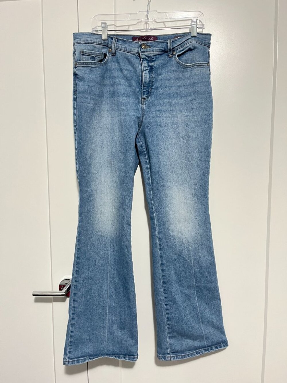 Gloria Vanderbilt Size 12 Blue Amanda Bootcut Jeans